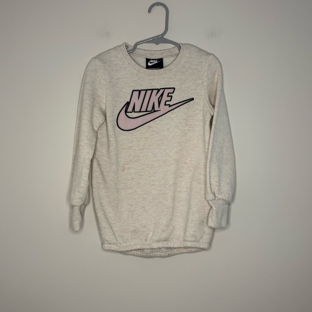 Nike girls 5-6 Sweatshirt ivory white fuzzy Pink sporty fall school girly